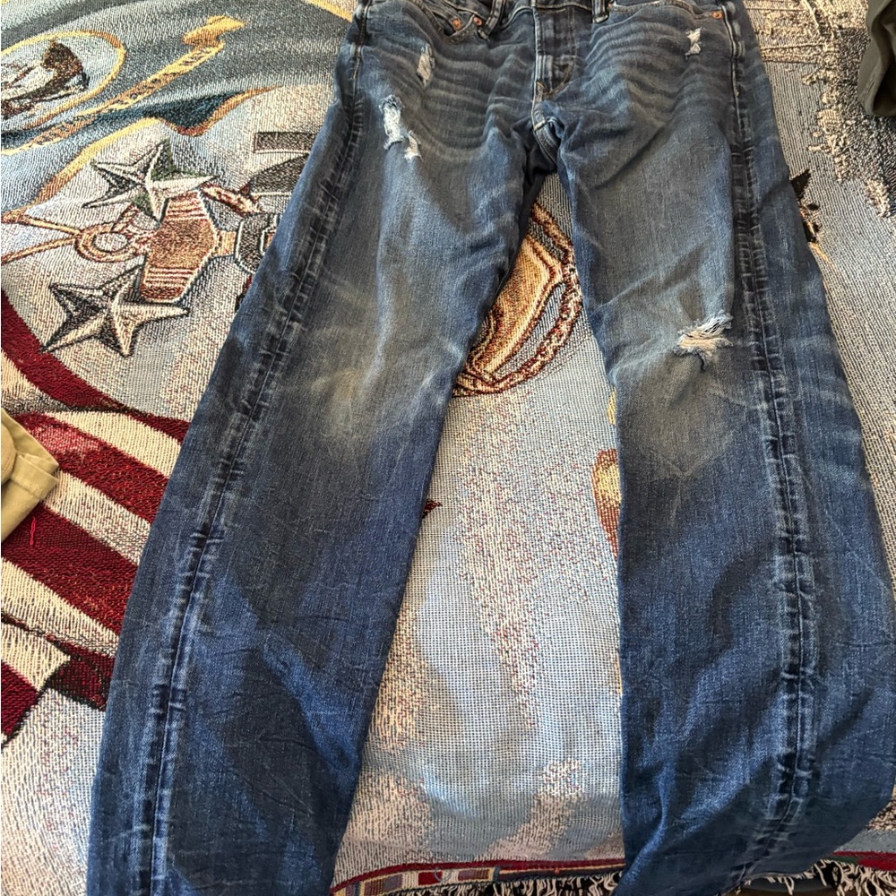 American Eagle Outfitters Men's Relaxed Blue Jeans